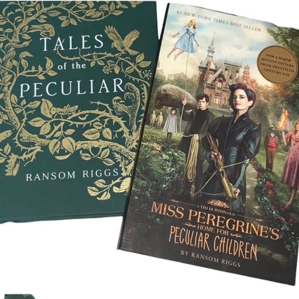 SALE!! Fantasy. Peculiar stories. Ransom Riggs Like New.